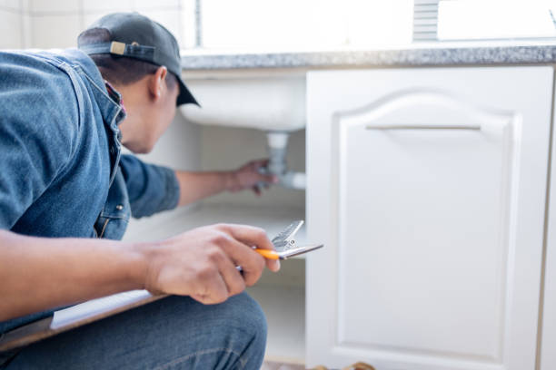 Best Shower Repair Services  in North Crossett, AR